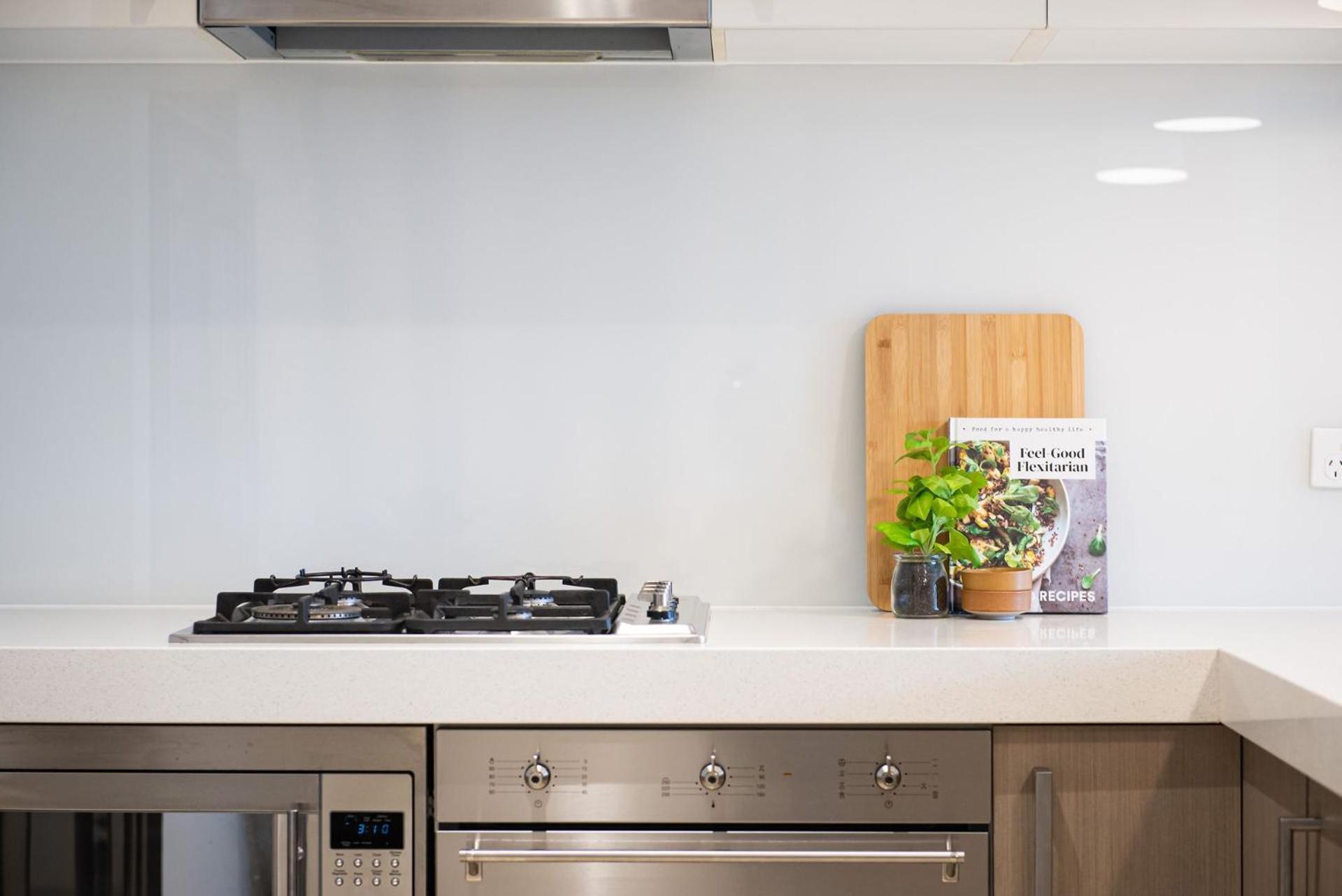 Holiday home Luxe On Main In Views Of The Bay *